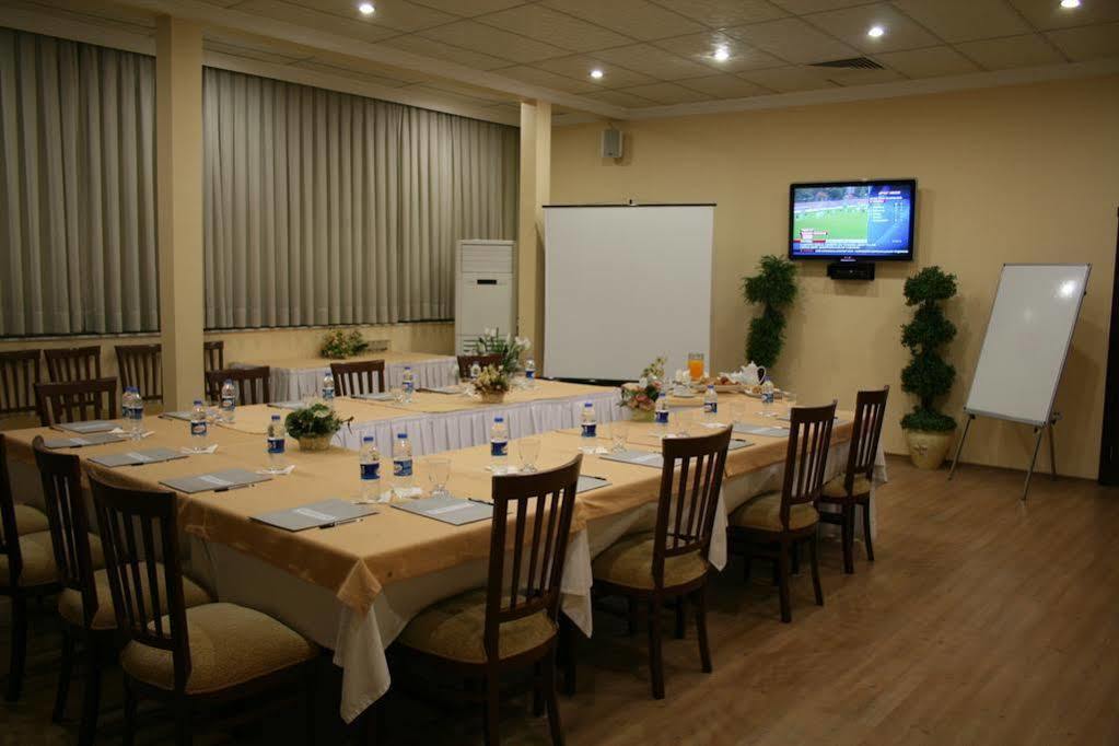 Kristal Otel Adana Eksteriør bilde